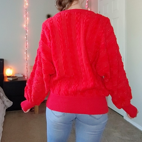 Classic red vintage chenille gold tinsel sweater - Picture 4 of 11